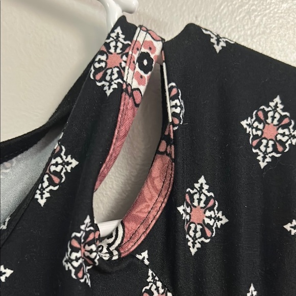 Truth Black and White Fit and Flare Mini Dress - Picture 4 of 8